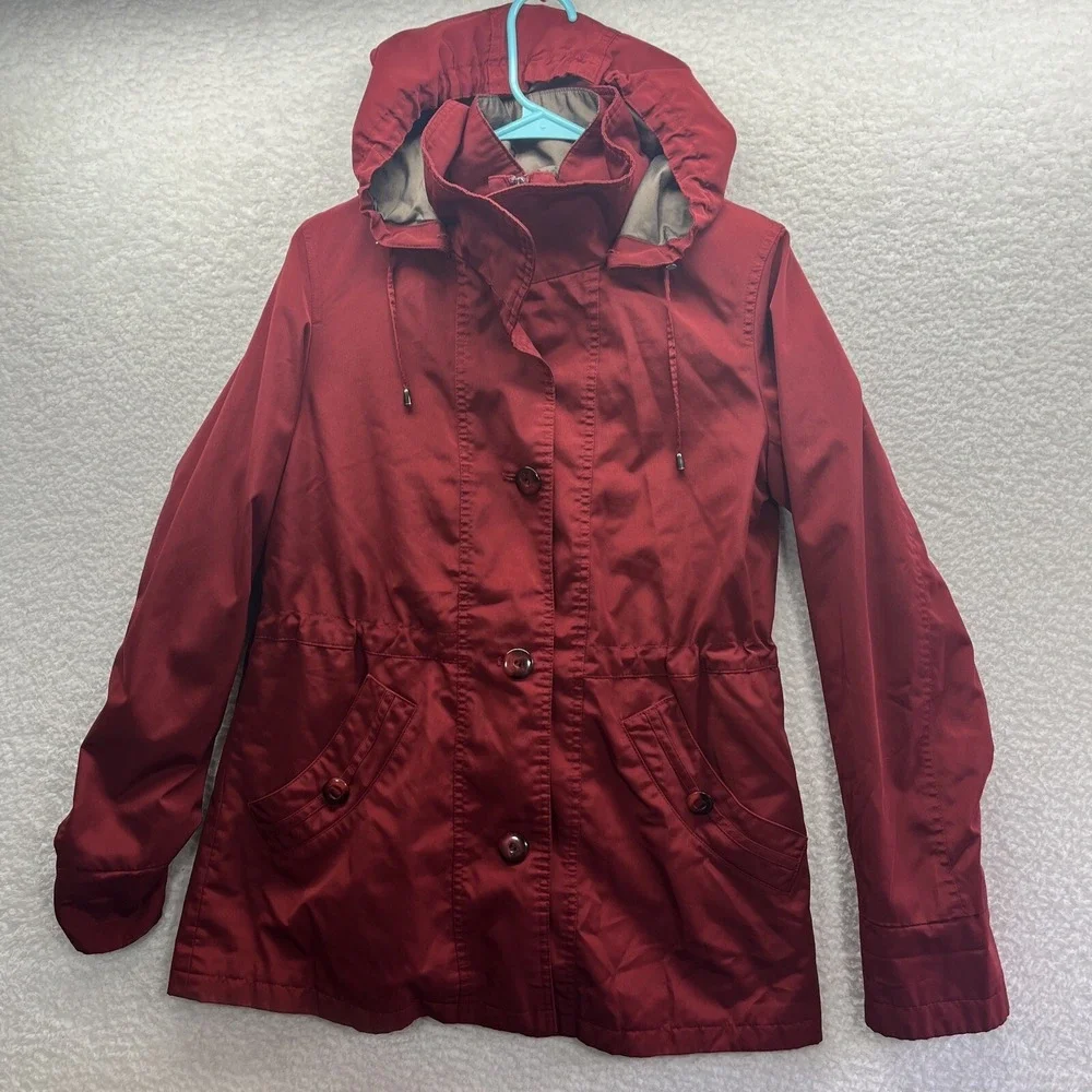 St Johns Bay Jacket Womens Small Red Pockets Full Zip Button Hooded Chore Preppy